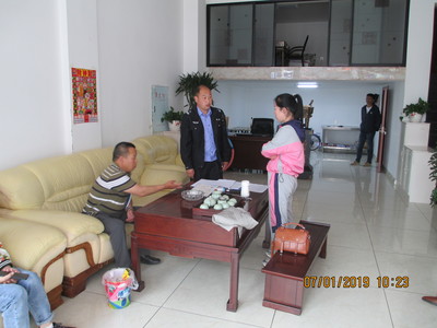 【人社局】縣勞動(dòng)保障監(jiān)察局與市場(chǎng)監(jiān)管部門開展聯(lián)合執(zhí)法檢查